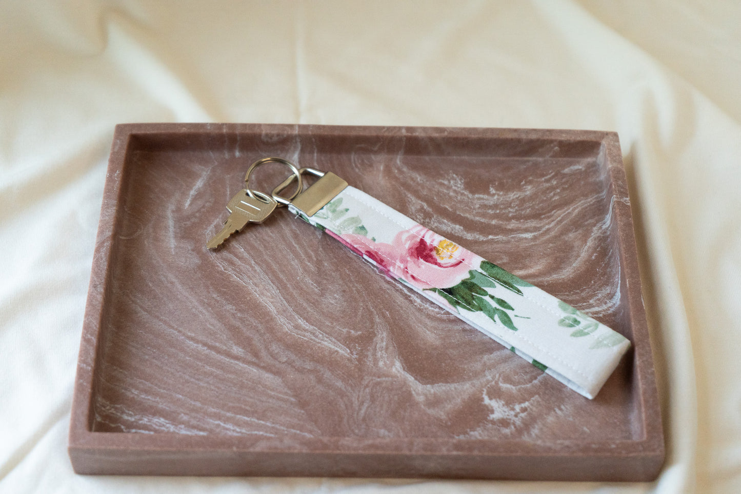 White Tropical Wristlet keychain